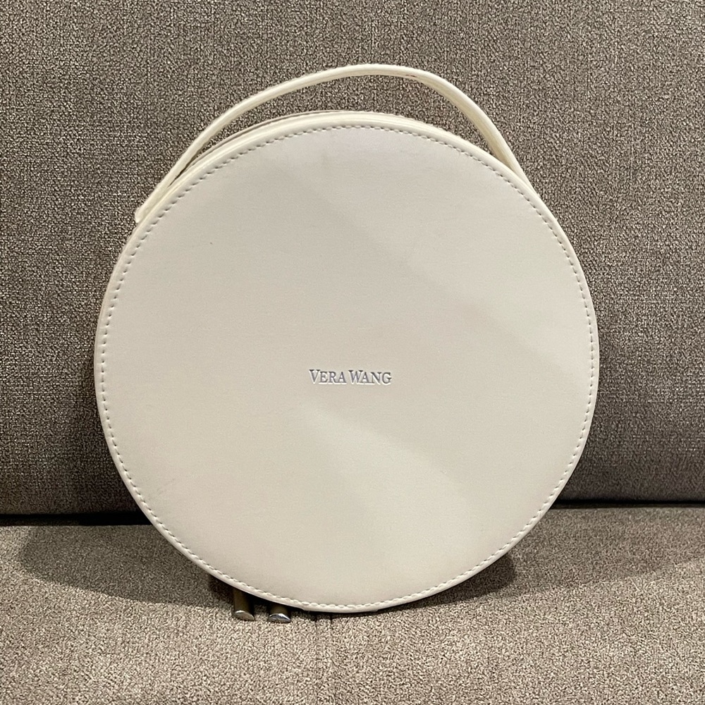 Vera Wang Cosmetics Case (White)